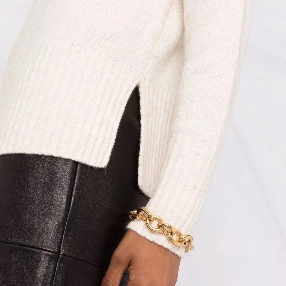 Vince crew neck ribbed wool/cashmere blend sweater in cream size medium